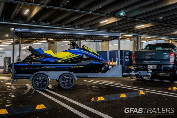 Black Single Sportski Tourer Black Single Sportski Tourer